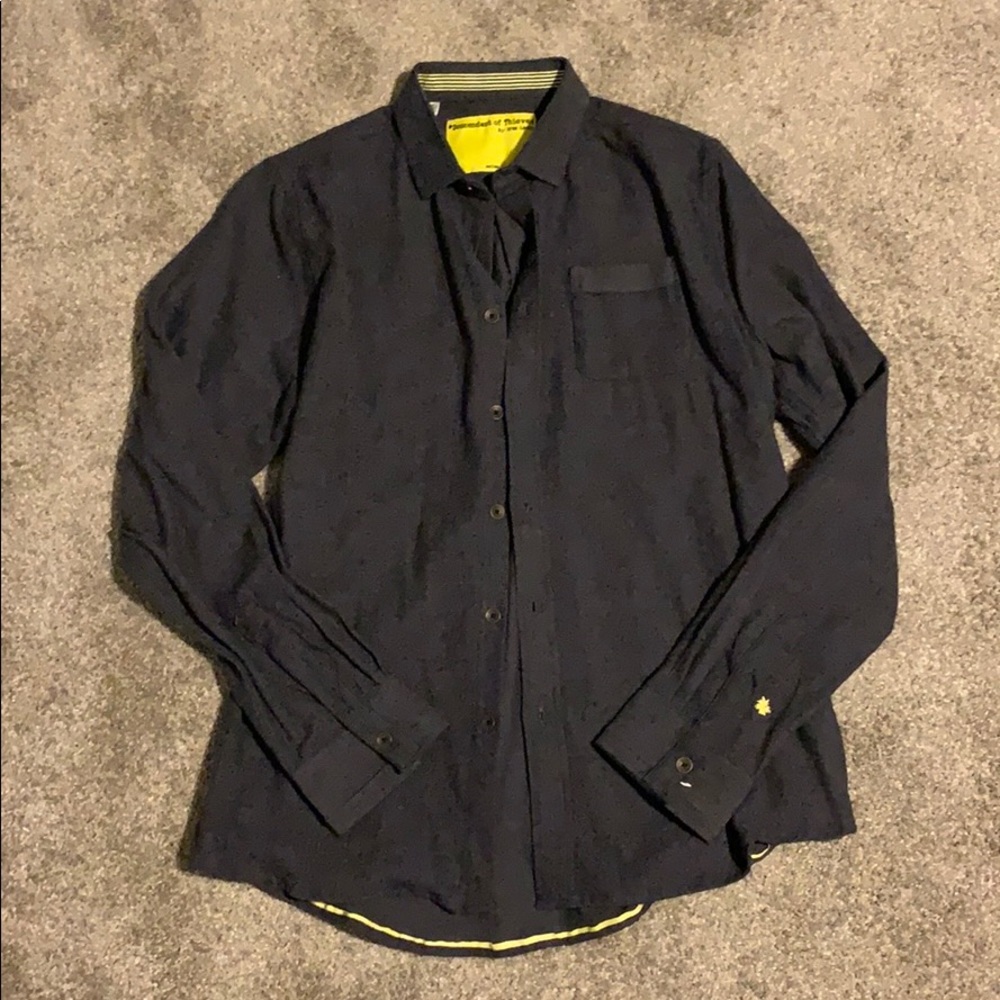 Mens. Dark Grey/Black Button Down